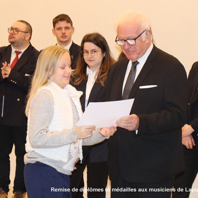 Actu-Facebook251209-sainte-cecile-harmonie-251123-03-diplomes-ecole-musique