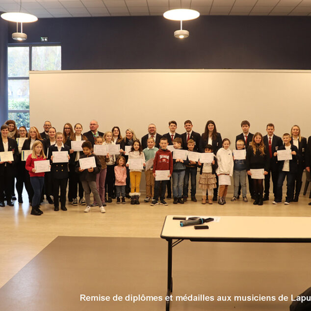 Actu-Facebook251209-sainte-cecile-harmonie-251123-12-diplomes-ecole-musique