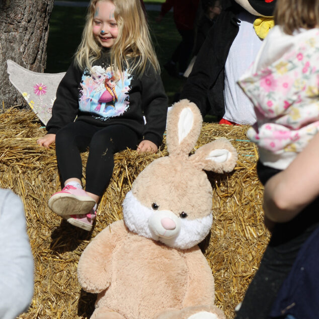 Actu-Facebook260410-Oeufs-Paques-260406-08