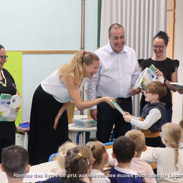 Actu-Facebook260709-03-260630-Ecole-Livres