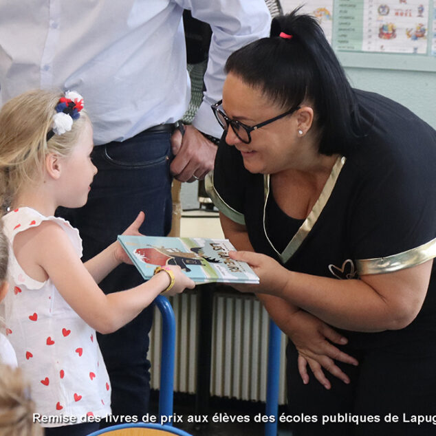 Actu-Facebook260709-05-260630-Ecole-Livres