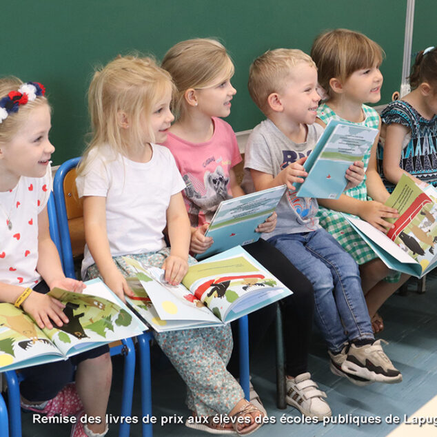 Actu-Facebook260709-06-260630-Ecole-Livres