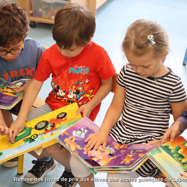 Actu-Facebook260709-13-260630-Ecole-Livres