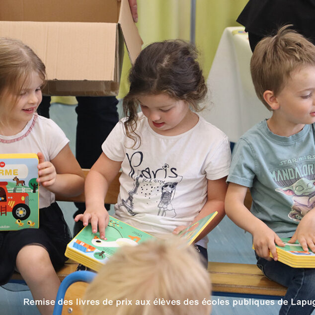 Actu-Facebook260709-14-260630-Ecole-Livres