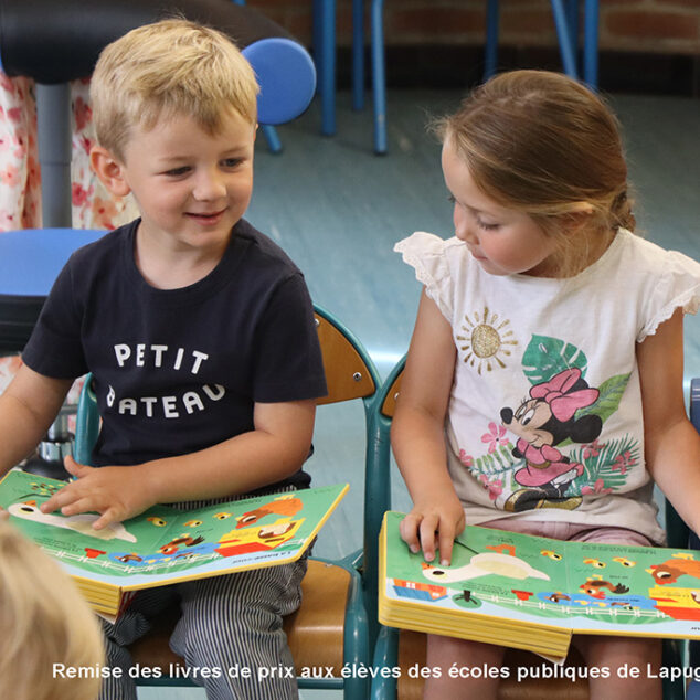 Actu-Facebook260709-16-260630-Ecole-Livres