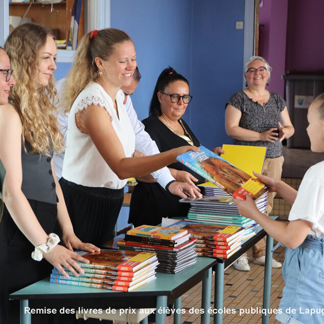 Actu-Facebook260709-17-260630-Ecole-Livres
