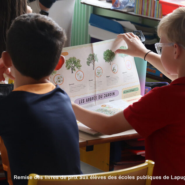 Actu-Facebook260709-24-260630-Ecole-Livres