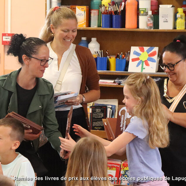 Actu-Facebook260709-26-260630-Ecole-Livres