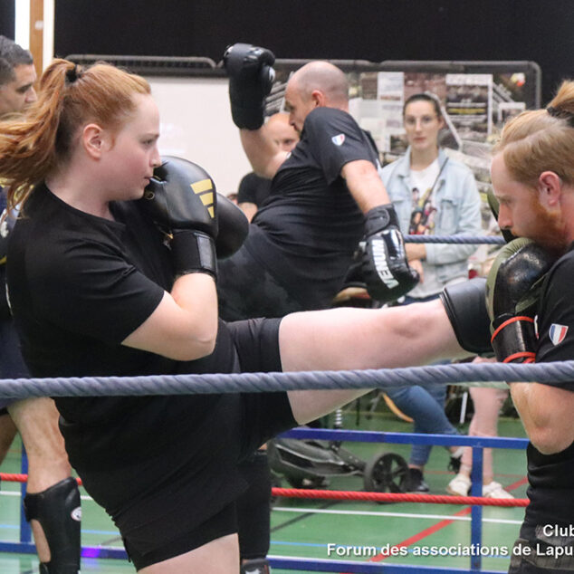 Actu-Facebook261004-Forum-Associations-260829-07-Boxe-Full-Contact