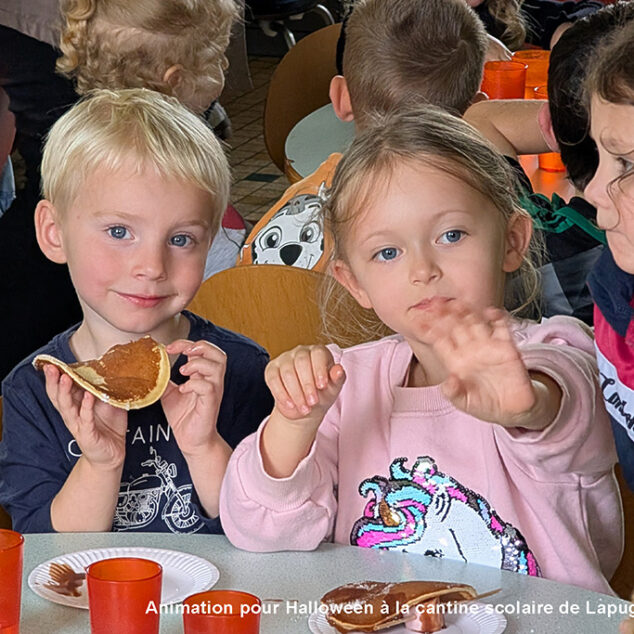 Actu-Facebook261017-Halloween-Cantine-261023-04