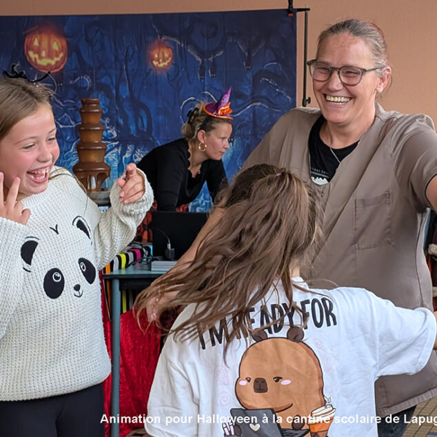 Actu-Facebook261017-Halloween-Cantine-261023-08