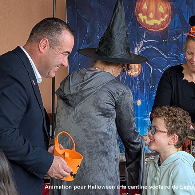 Actu-Facebook261017-Halloween-Cantine-261023-11